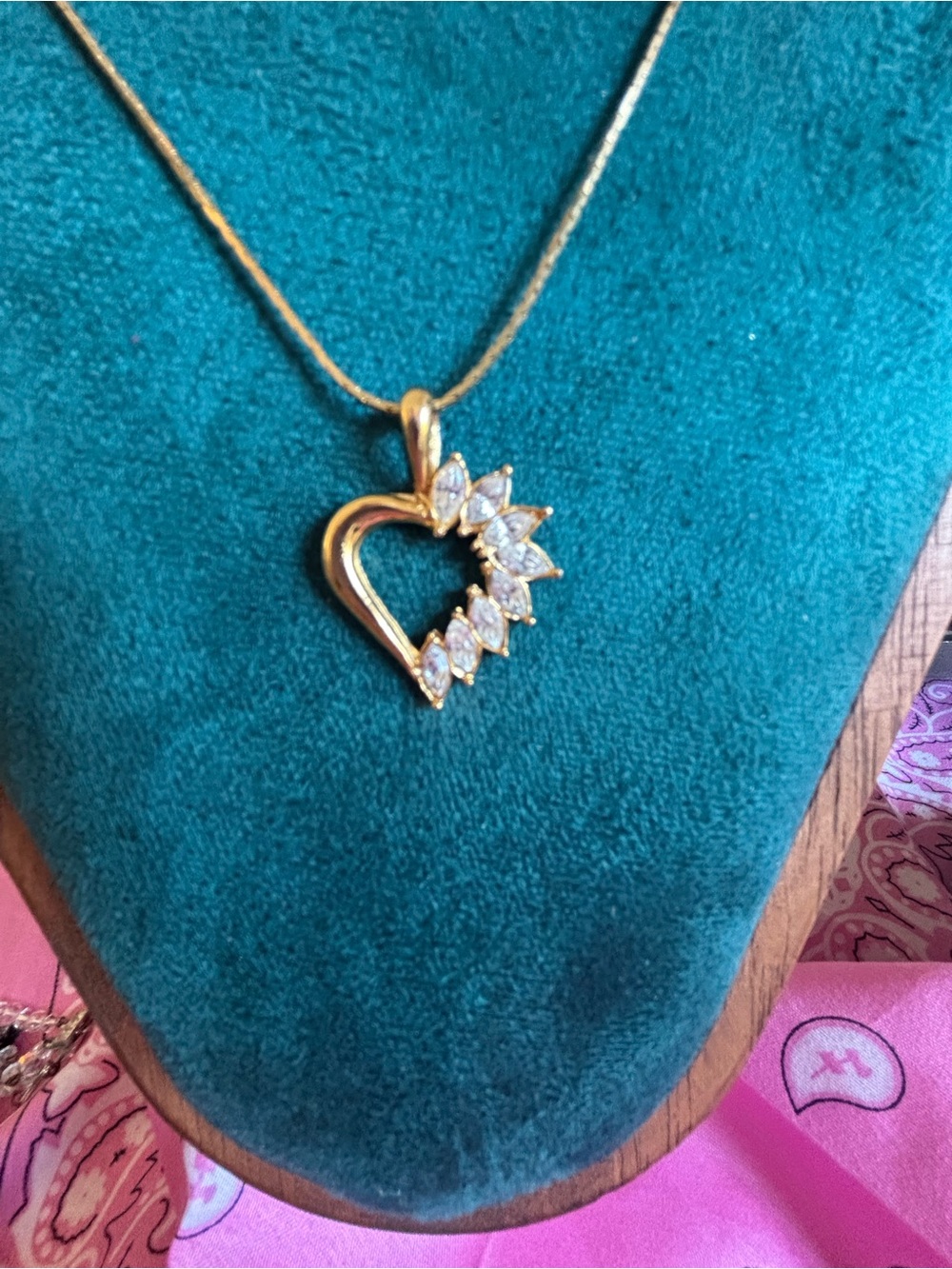 Vintage Avon Gold Heart Pendant Necklace with Clear Stones - Women's Jewelry